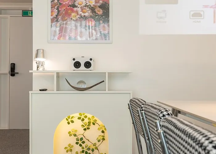 Maison242 Bed & Breakfast Seoel