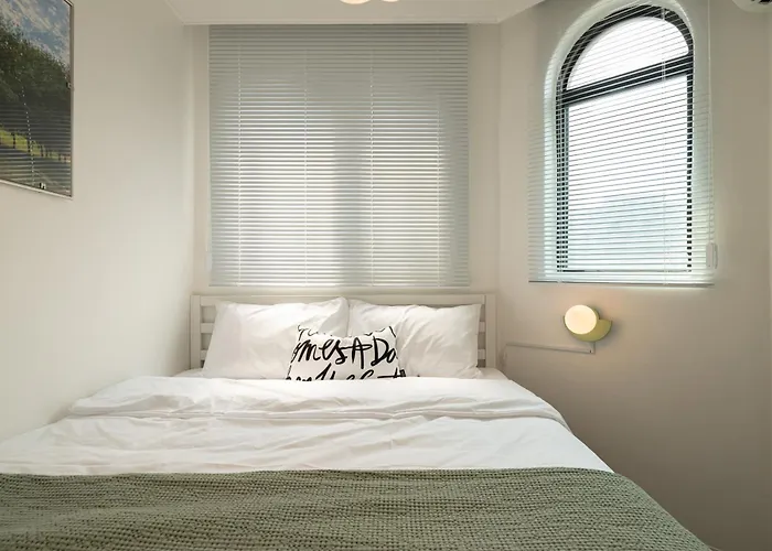 Maison242